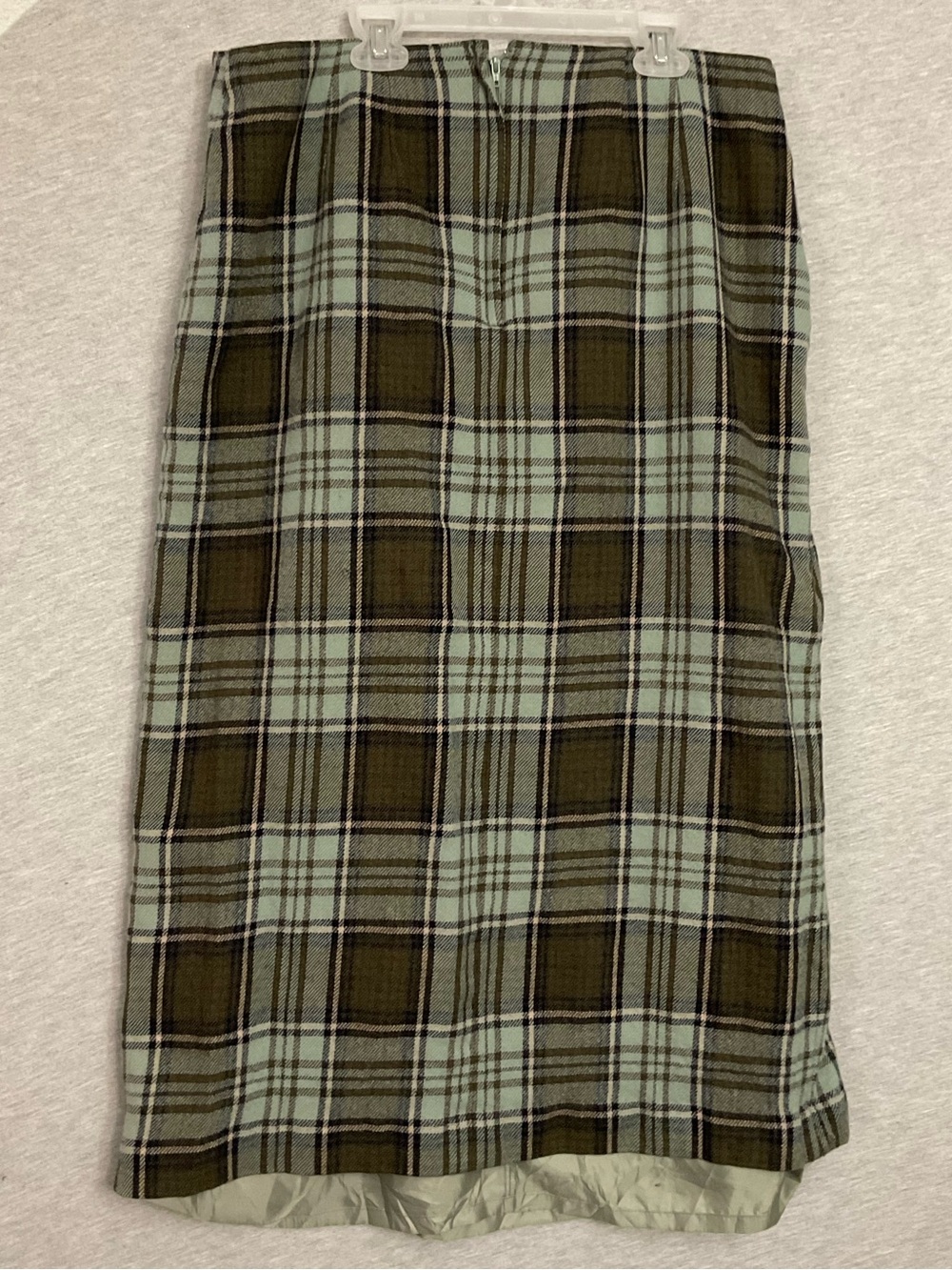 Talbots Plaid Midi Wrap Skirt 100% wool - Picture 3 of 5